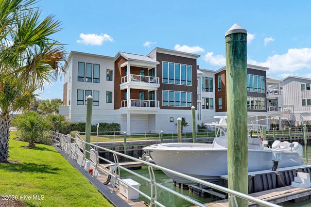 2 Marina Street Apt B, Wrightsville Beach, NC 28480