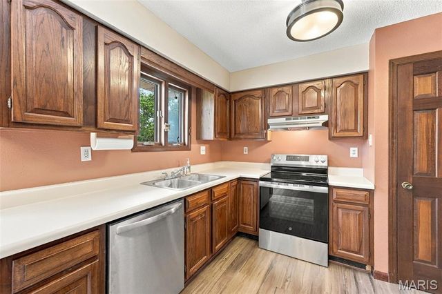 1727 Meadow Lane, Edwardsville, IL 62025