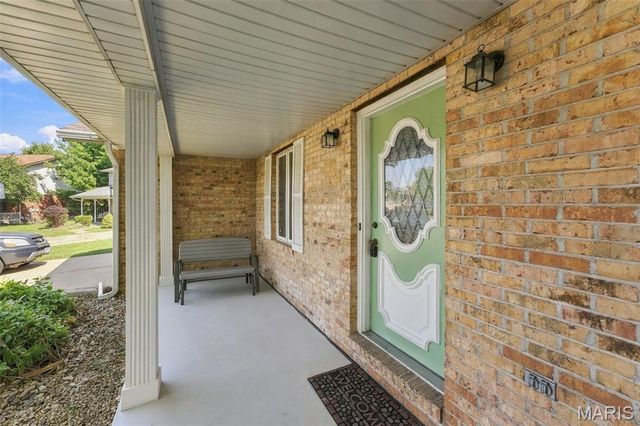 1727 Meadow Lane, Edwardsville, IL 62025