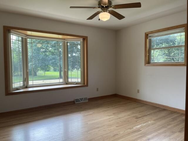 S80W36100 Oak Ridge DRIVE, Eagle, WI 53119