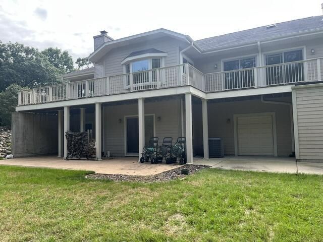 S80W36100 Oak Ridge DRIVE, Eagle, WI 53119