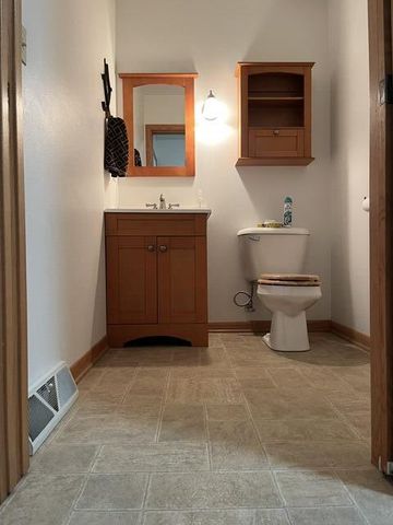 S80W36100 Oak Ridge DRIVE, Eagle, WI 53119