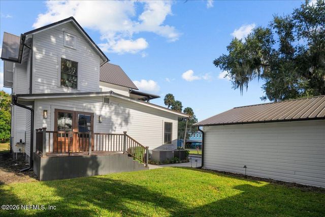 117 HOTEL Street, Palatka, FL 32177