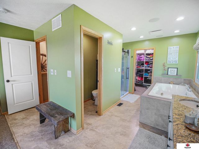 61032 732nd Road, Sterling, NE 68443