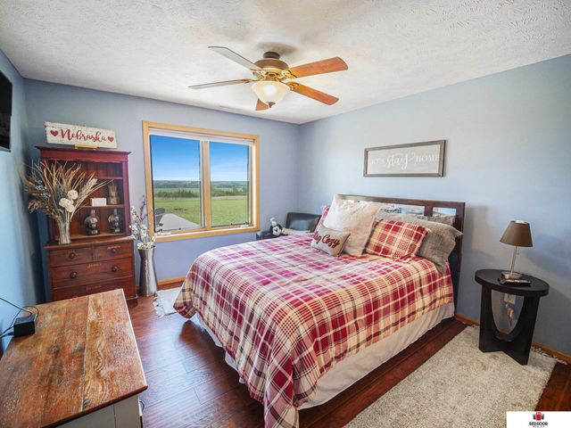 61032 732nd Road, Sterling, NE 68443