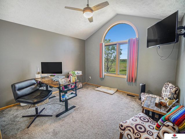 61032 732nd Road, Sterling, NE 68443