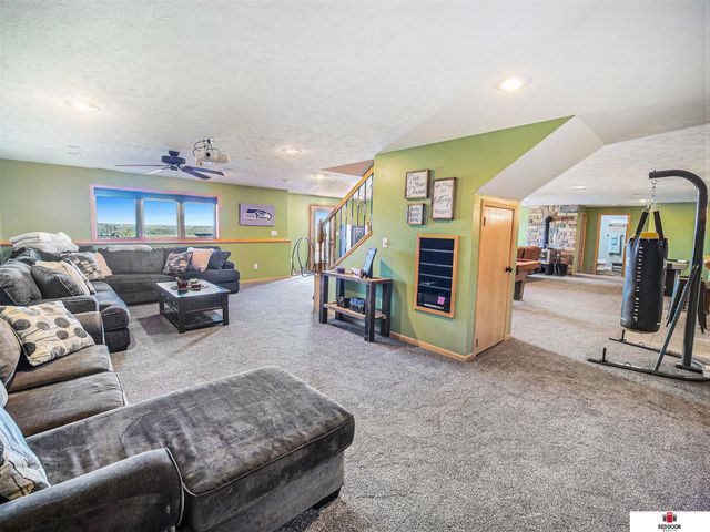 61032 732nd Road, Sterling, NE 68443