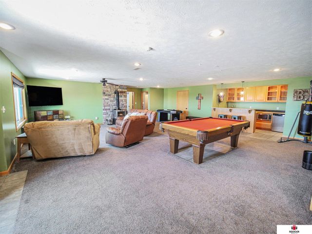 61032 732nd Road, Sterling, NE 68443