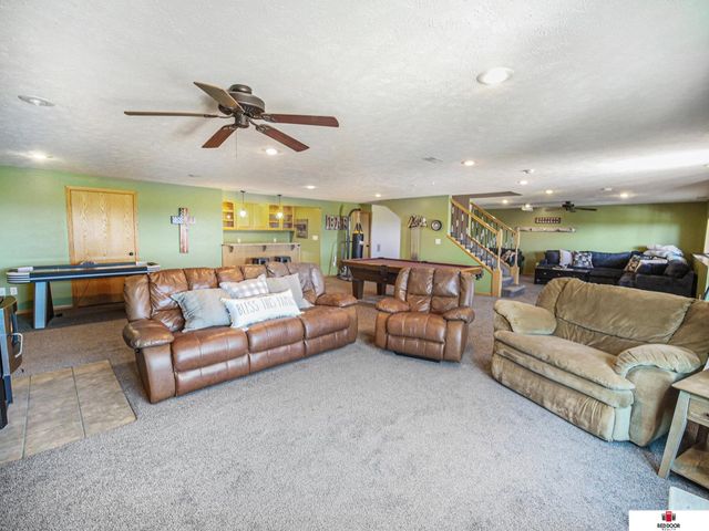 61032 732nd Road, Sterling, NE 68443