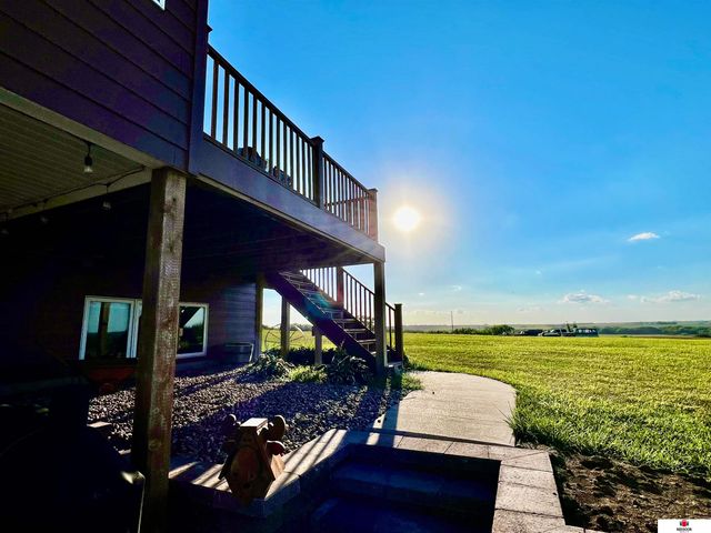 61032 732nd Road, Sterling, NE 68443