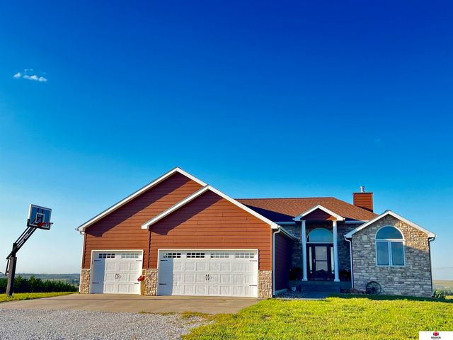 61032 732nd Road, Sterling, NE 68443