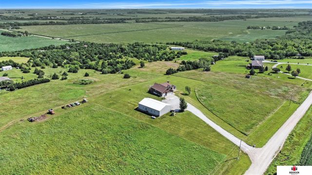 61032 732nd Road, Sterling, NE 68443