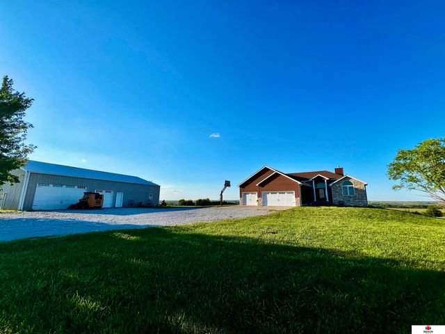 61032 732nd Road, Sterling, NE 68443