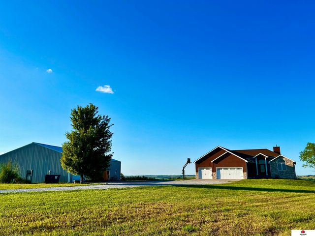 61032 732nd Road, Sterling, NE 68443
