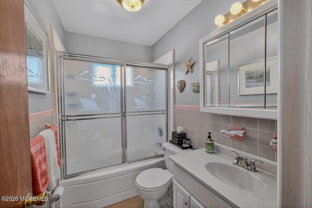 1 Brixton Place, Neptune Township, NJ 07753