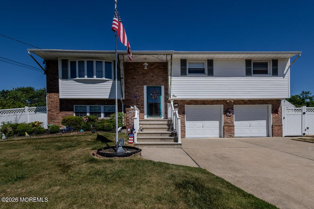 1 Brixton Place, Neptune Township, NJ 07753