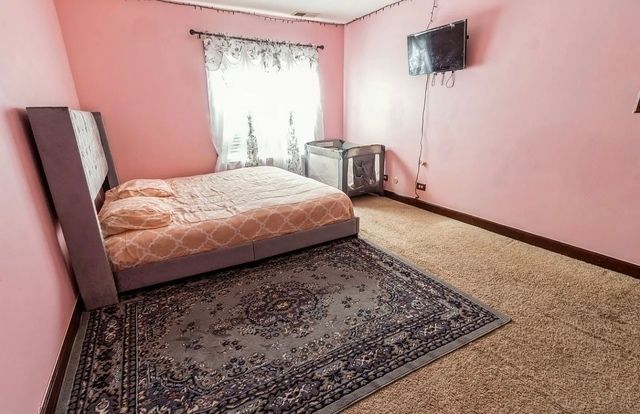 711 TIPPERARY Court 2D, Schaumburg, IL 60193