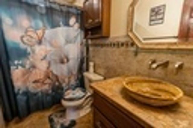 711 TIPPERARY Court 2D, Schaumburg, IL 60193