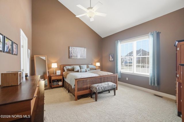 2334 Sunflower Court, Perrysburg, OH 43551