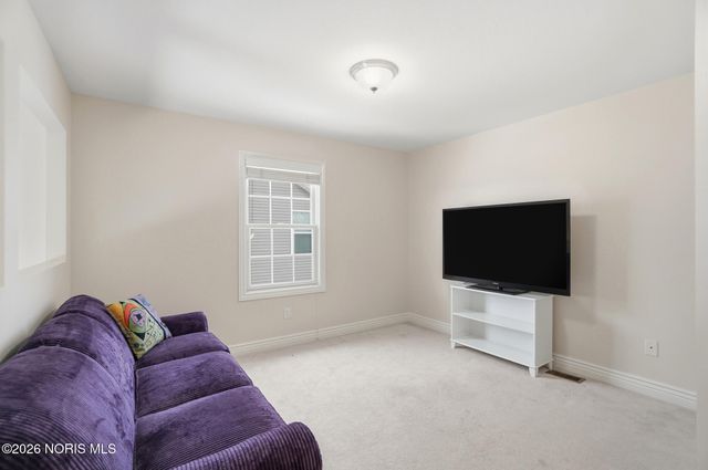 2334 Sunflower Court, Perrysburg, OH 43551