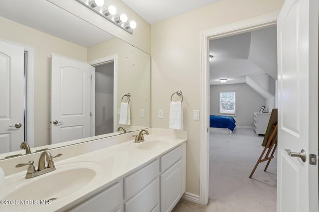 2334 Sunflower Court, Perrysburg, OH 43551