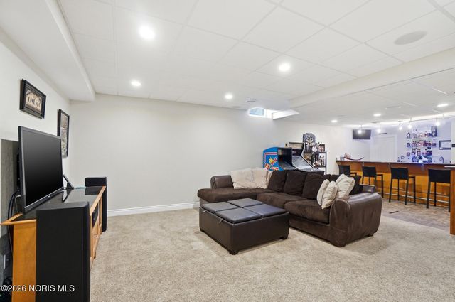 2334 Sunflower Court, Perrysburg, OH 43551