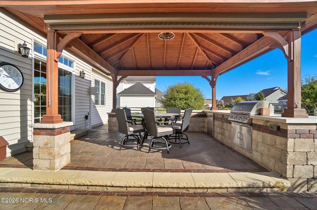 2334 Sunflower Court, Perrysburg, OH 43551