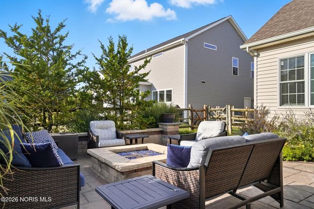 2334 Sunflower Court, Perrysburg, OH 43551