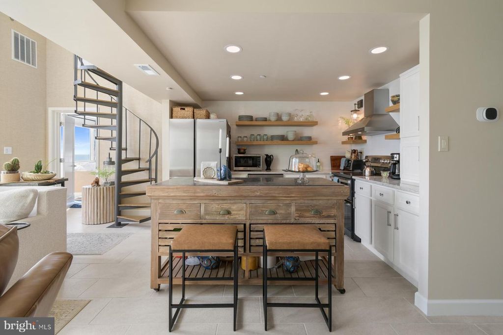 Image 28 of property listing at 10700 COASTAL HWY #2509, Ocean City, MD 21842