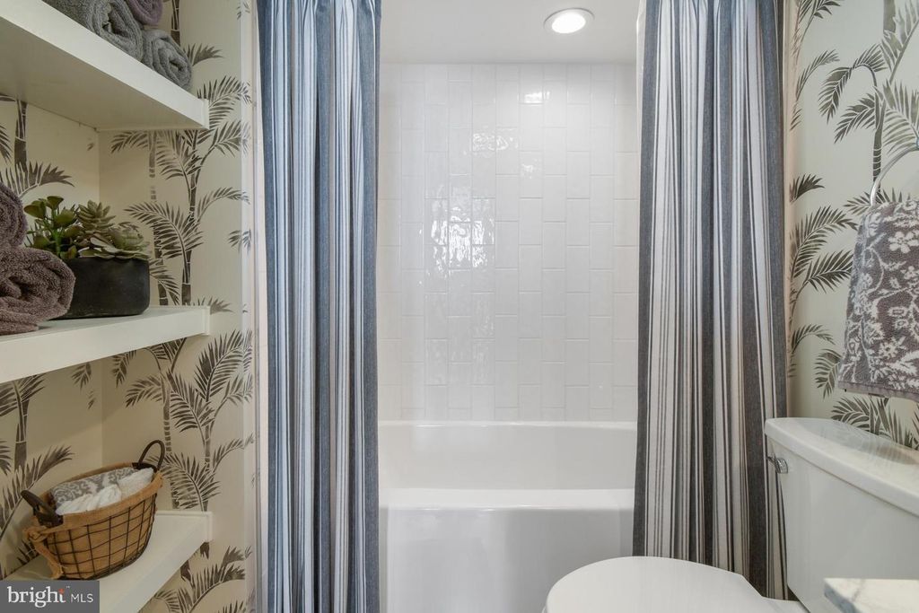 Image 60 of property listing at 10700 COASTAL HWY #2509, Ocean City, MD 21842