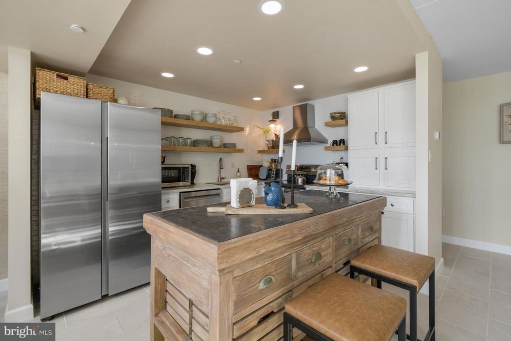 Image 9 of property listing at 10700 COASTAL HWY #2509, Ocean City, MD 21842