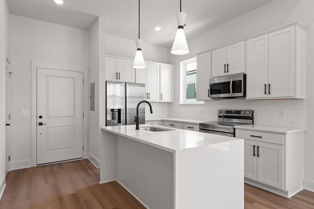 1776 S Watkins Street, Chattanooga, TN 37404