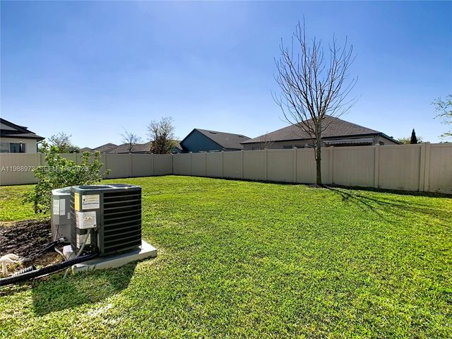 1285 Hilltop Place, St. Cloud, St Cloud, FL 34772