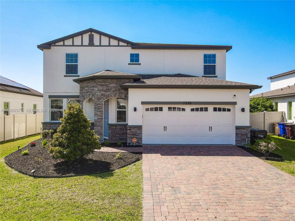 1285 Hilltop Place, St. Cloud, St Cloud, FL 34772