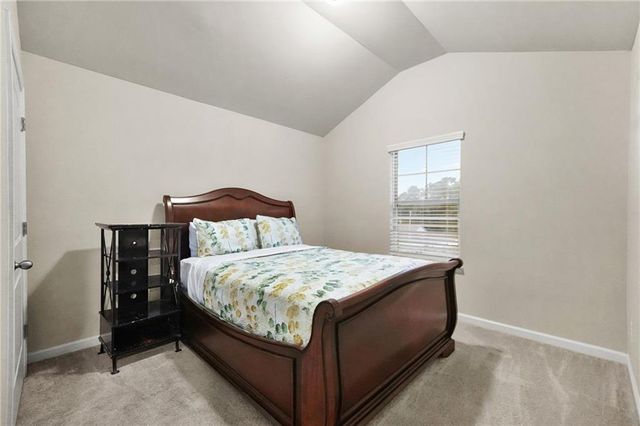 689 S Jeff Davis Drive, Fayetteville, GA 30215