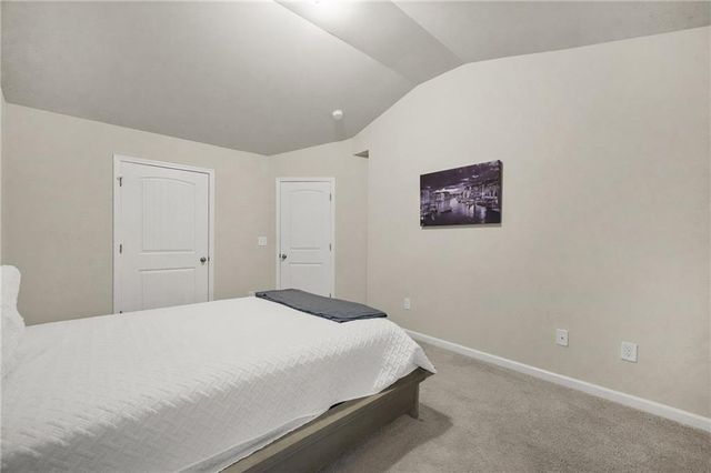 689 S Jeff Davis Drive, Fayetteville, GA 30215