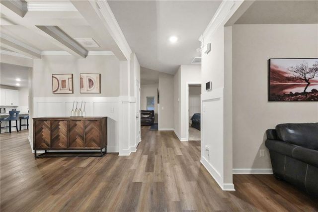 689 S Jeff Davis Drive, Fayetteville, GA 30215