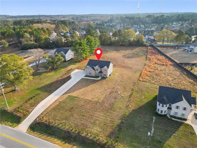 689 S Jeff Davis Drive, Fayetteville, GA 30215