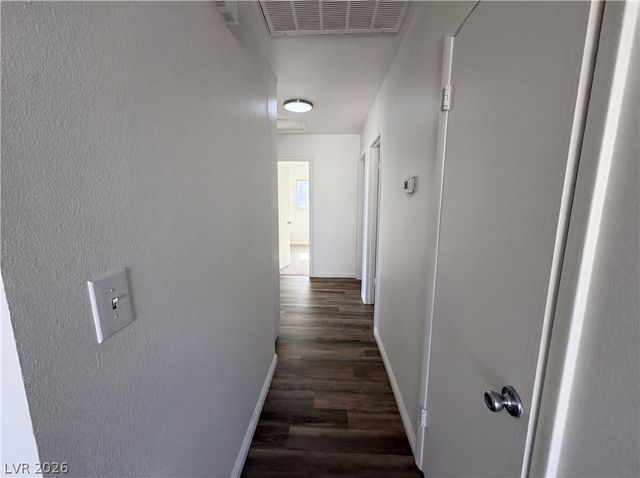 4018 Shady Oak, Las Vegas, NV 89115