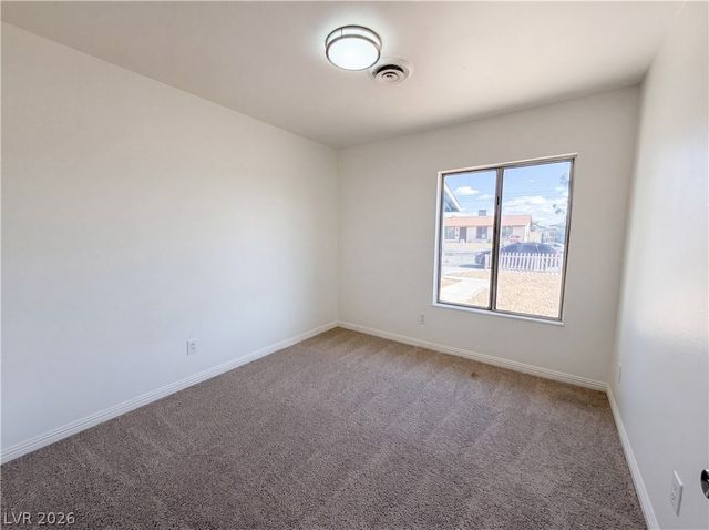 4018 Shady Oak, Las Vegas, NV 89115