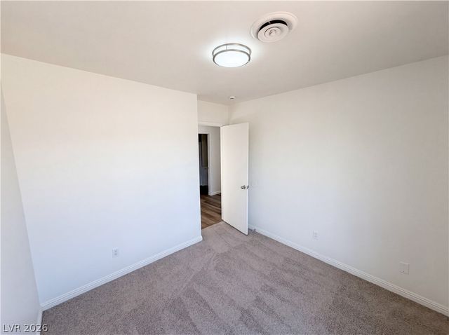 4018 Shady Oak, Las Vegas, NV 89115