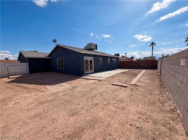 4018 Shady Oak, Las Vegas, NV 89115