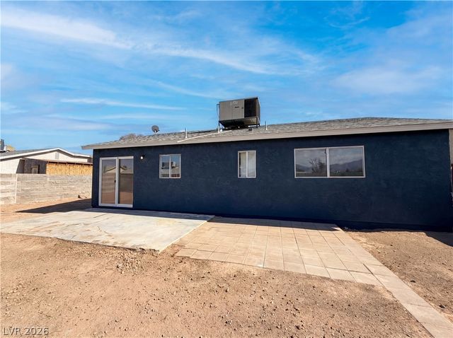 4018 Shady Oak, Las Vegas, NV 89115