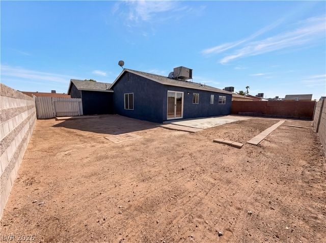 4018 Shady Oak, Las Vegas, NV 89115