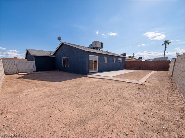 4018 Shady Oak, Las Vegas, NV 89115