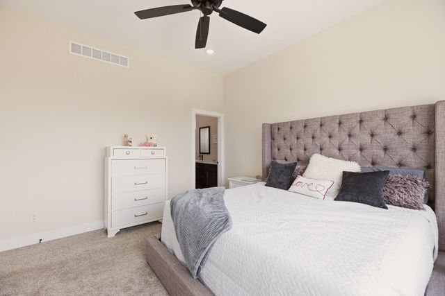 182 S Wellcrest Ct, Goddard, KS 67052