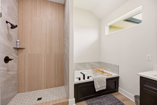 182 S Wellcrest Ct, Goddard, KS 67052