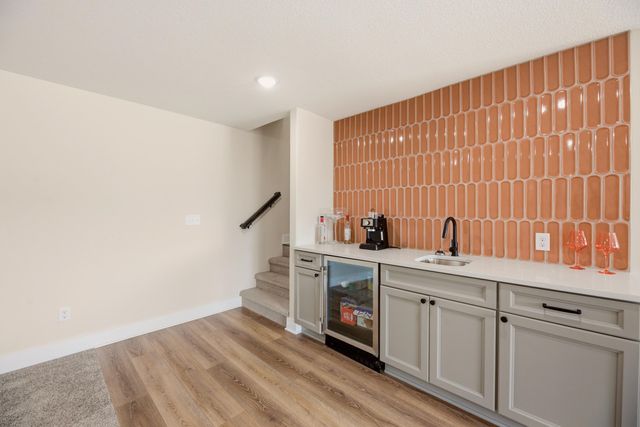 182 S Wellcrest Ct, Goddard, KS 67052