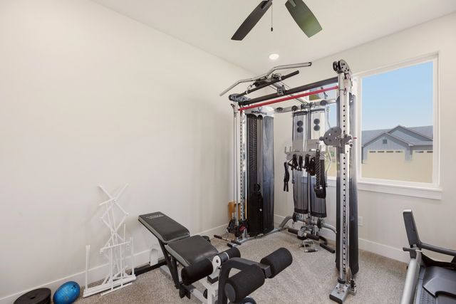 182 S Wellcrest Ct, Goddard, KS 67052