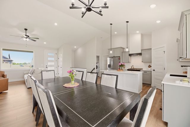 182 S Wellcrest Ct, Goddard, KS 67052